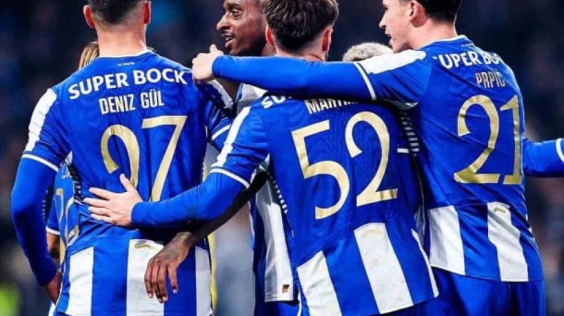 Dragões vencem por 2 a 1 fora de casa e se distanciam na tabela, cinco pontos a mais que o Sporting. o segundo colocado 