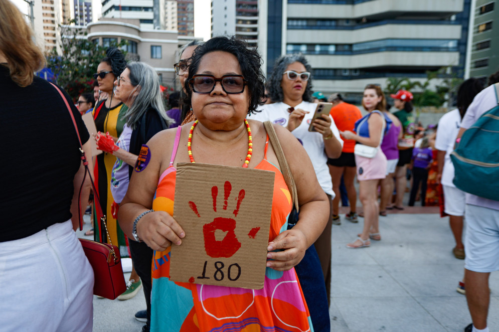 Margarida Marques, 63, educadora popular e militante feminista, alerta para um cenário de “epidemia de feminicídios”(Foto: DANIEL GALBER/ESPECIAL PARA O POVO)