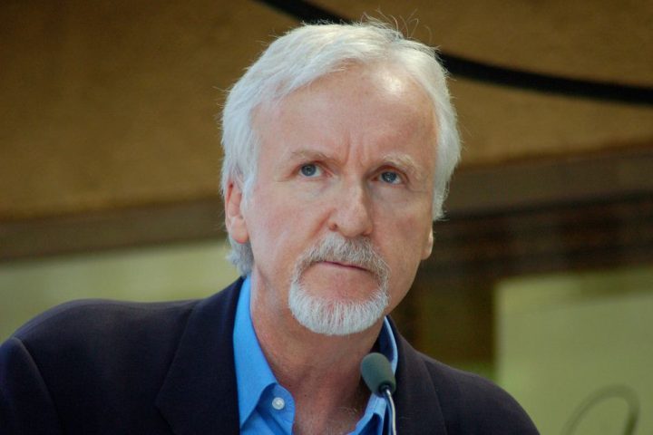 James Cameron – O cineasta, conhecido por dirigir filmes como Titanic e Avatar, declarou que não pretende retornar a morar nos Estados Unidos, citando as políticas de Donald Trump como um dos motivos.
