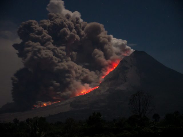 De acordo com meteorologistas ouvidos na época, por conta da distância, as partículas nesse caso não representavam riscos para a saúde. 