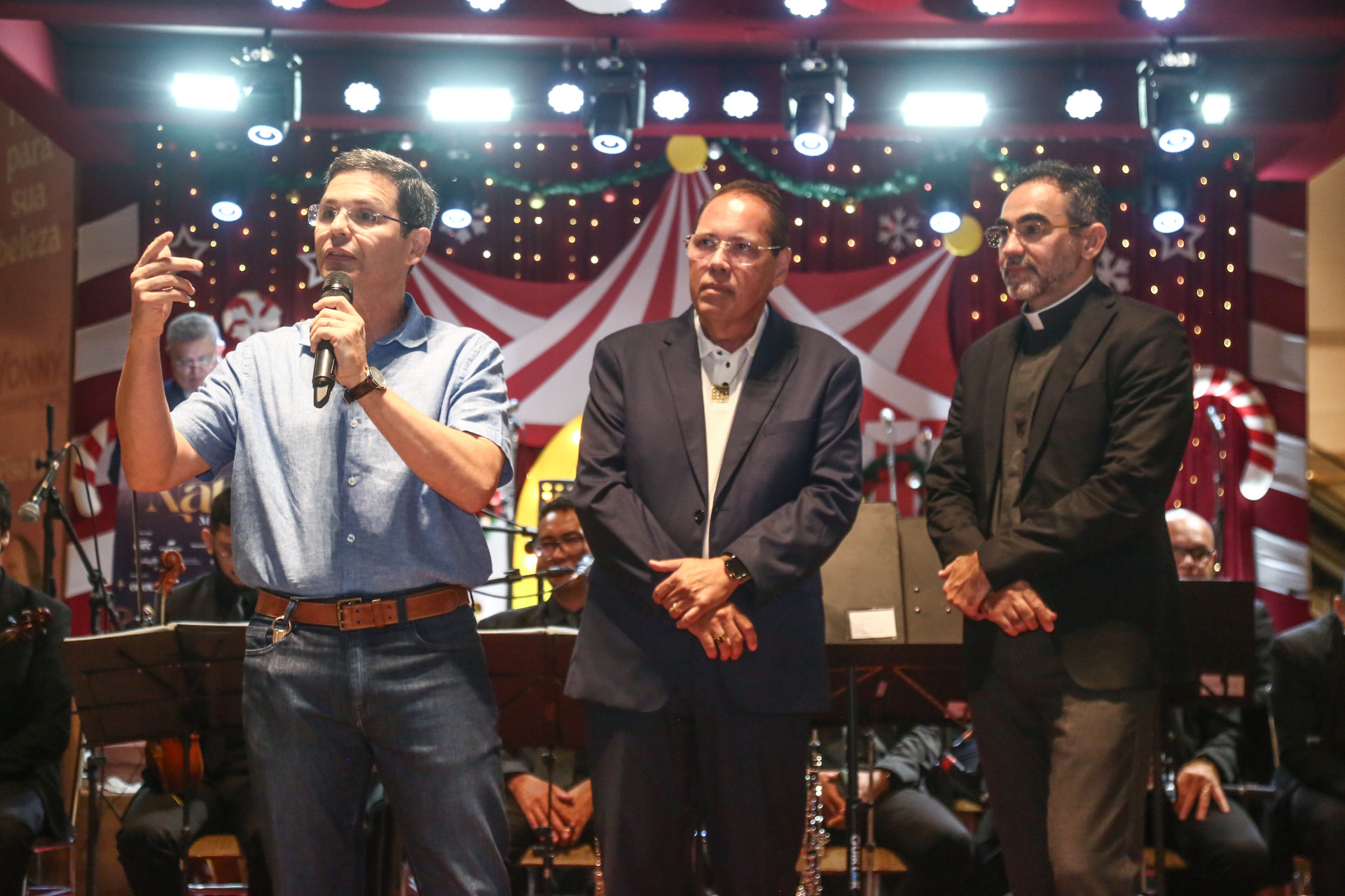 Celebra&ccedil;&atilde;o ecum&ecirc;nica iniciou a noite