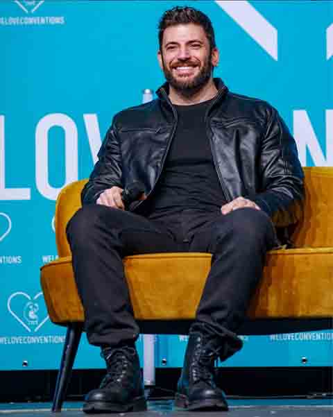 Sua imagem pública passou por transformações visíveis, com diferenças estéticas consideráveis em comparação com o período em que atuou como Viktor Krum. 
