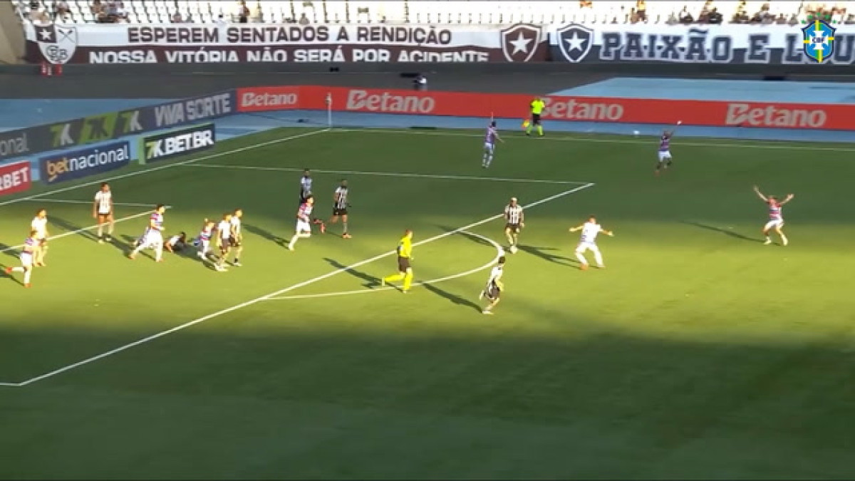 Análise do VAR: Pênalti para o Fortaleza contra o Botafogo na 38ª Rodada