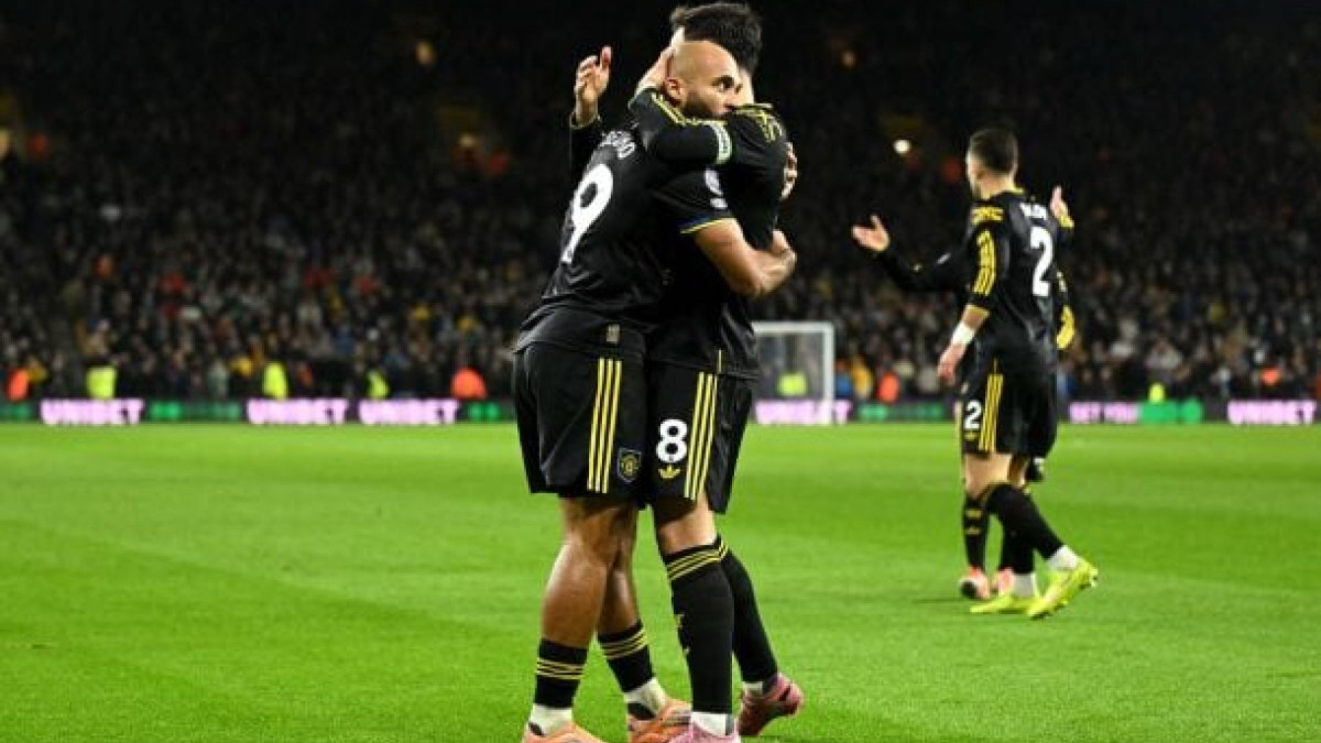 Bruno Fernandes brilha com dois gols e uma assistência, e Red Devils chegam ao terceiro jogo sem perder, enquanto Wolves segue afundado