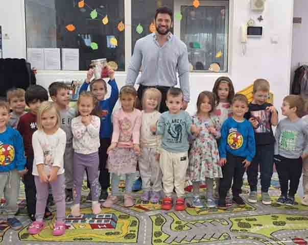 Longe dos sets de filmagem, Stanislav deixou a atuação para se dedicar a uma nova vocação. Ele trabalha atualmente como educador e coach. 
