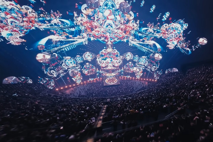 A estrutura é impressionante: tela LED de 16k, 15 mil m² e 160 mil alto-falantes!