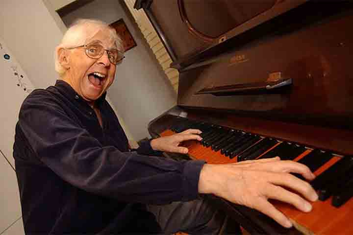 Mendes Incorporou elementos da música concreta, da aleatoriedade e até da cultura pop em suas obras. Reconhecido internacionalmente, ele foi também professor e organizador de festivais, como a Bienal de Música Contemporânea em Santos. Sua obra simboliza a abertura do Brasil às linguagens mais radicais da música do século 20.
