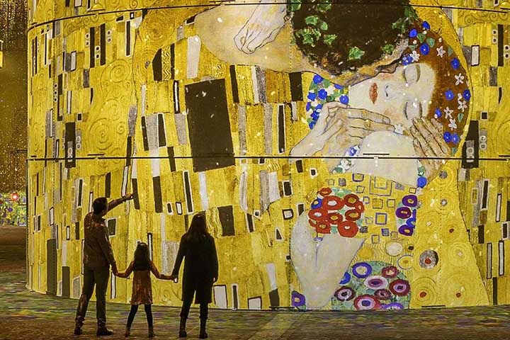 O leilão, além de reforçar o prestígio de Klimt no mercado contemporâneo, evidencia como peças excepcionais ainda são capazes de gerar disputas milionárias mesmo em períodos de forte desaceleração.
