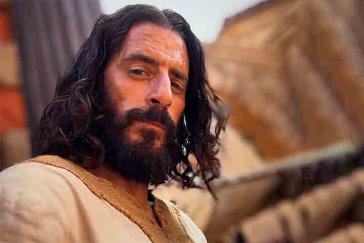 A quinta temporada da série “The Chosen” entrou para o Guinness Book como produção de streaming mais traduzida da história. 
