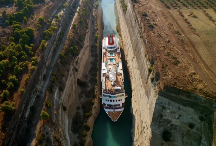 Em 2019, o cruzeiro MS Braemar bateu o recorde de maior embarcação a atravessar o canal com apenas 1 metro de folga de cada lado!