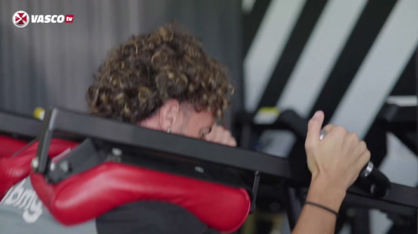 Vasco 'vira a chave' e inicia trabalhos com foco na semi da Copa do Brasil 