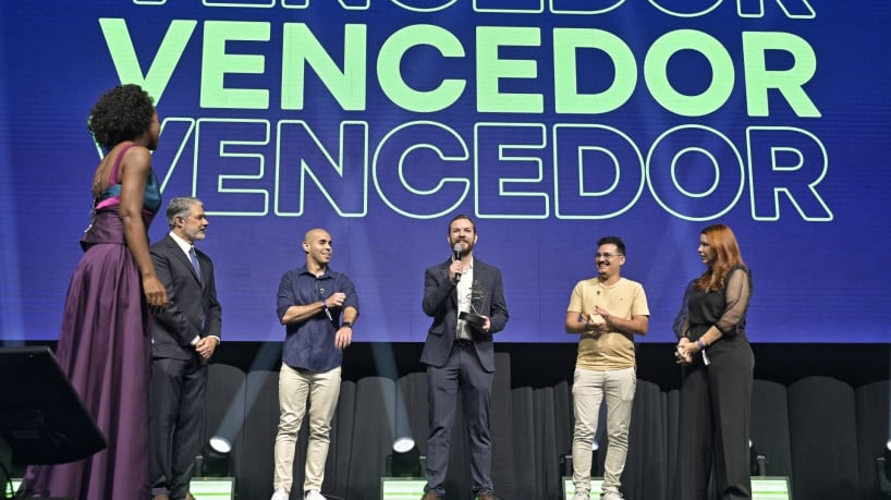 Representantes do Colégio Master no evento Profissionais do Ano  