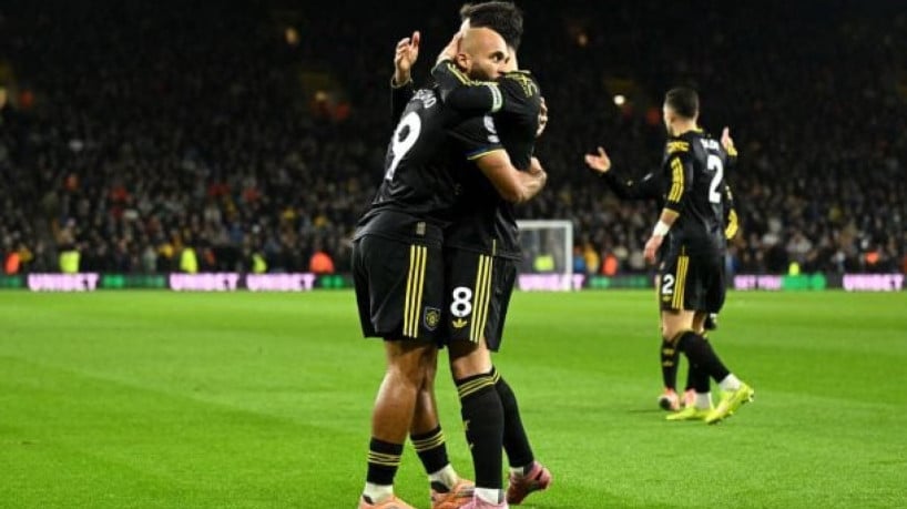 Bruno Fernandes brilha com dois gols e uma assistência, e Red Devils chegam ao terceiro jogo sem perder, enquanto Wolves segue afundado 