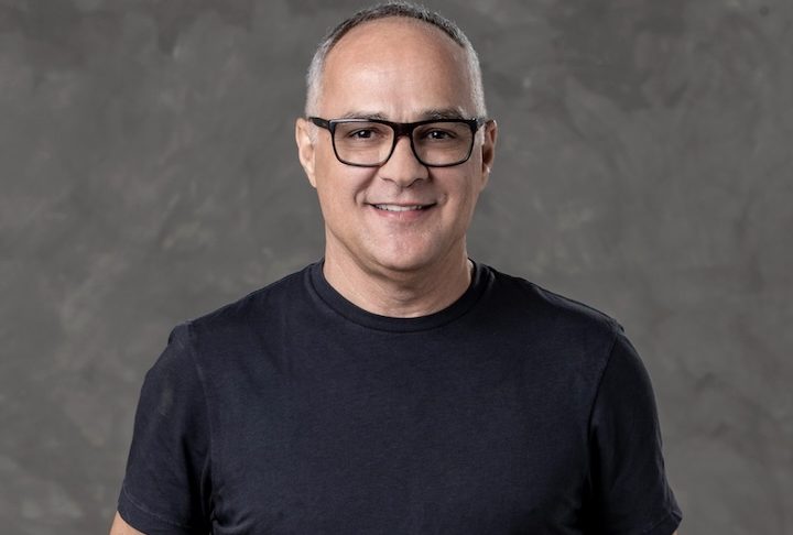 Amauri Soares, diretor dos Estúdios Globo, destacou a importância de reconhecer as figuras que construíram e continuam a construir a história da televisão brasileira.