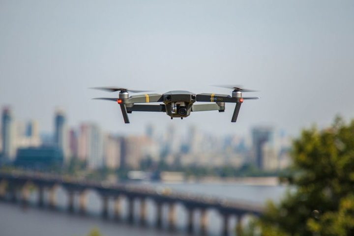 Ainda de acordo com a Neiry, o custo do projeto seria semelhante ao de drones tradicionais, mas com maior autonomia. 