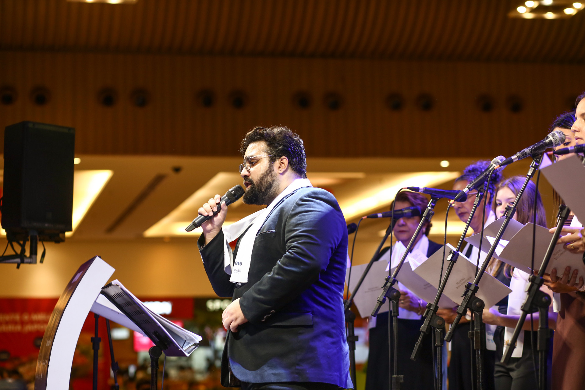 Natal, Música e Fé 2025 emociona público no Shopping RioMar Fortaleza