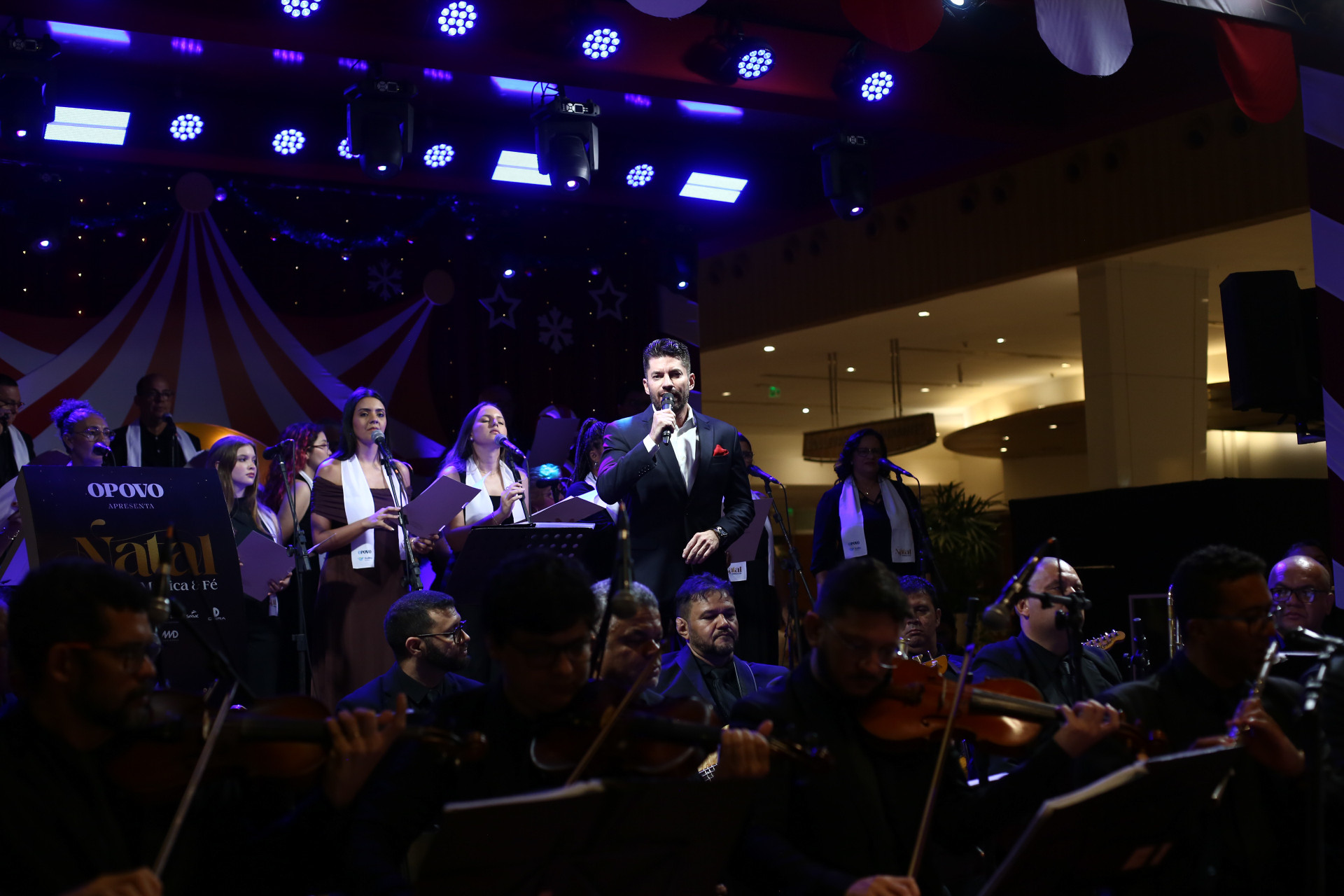 Natal, Música e Fé 2025 emociona público no Shopping RioMar Fortaleza