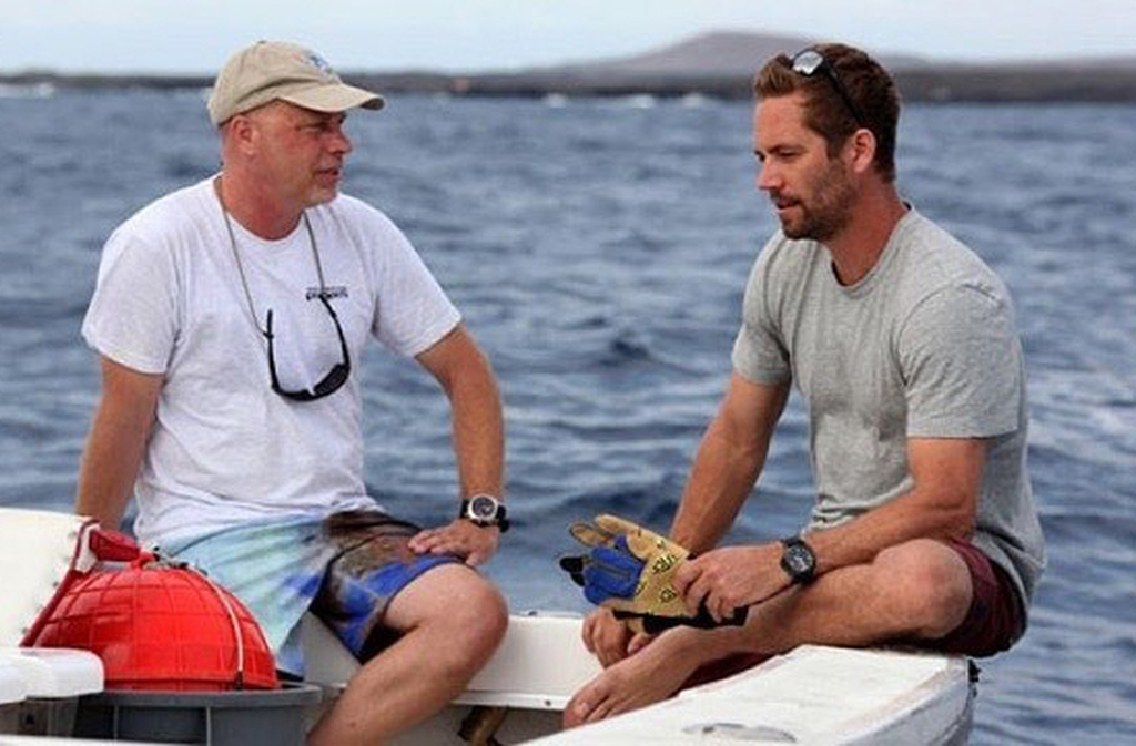 Fascinado pela vida marinha, ele participou da série Expedition Great White, onde passou 11 dias em alto-mar ao lado de pesquisadores, capturando e estudando tubarões-brancos. A experiência refletiu seu profundo respeito pela natureza e desejo de contribuir com a ciência visando a preservação ambiental.