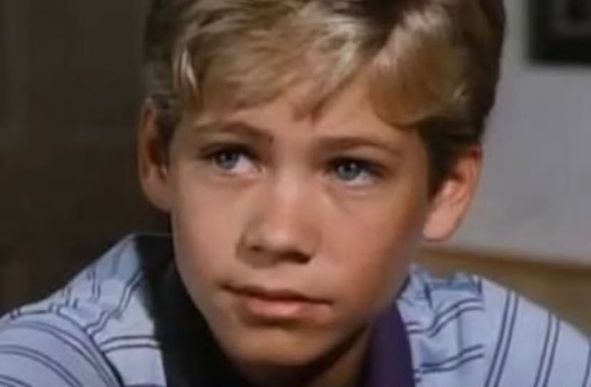 De ascendência inglesa, irlandesa e alemã, começou como modelo infantil aos dois anos de idade e apareceu em comerciais, incluindo o de uma grande marca mundial de fraldas. Aos 12, fez sua primeira aparição na série de TV Highway to Heaven e emendou em Touched by an Angel e The Young and the Restless.