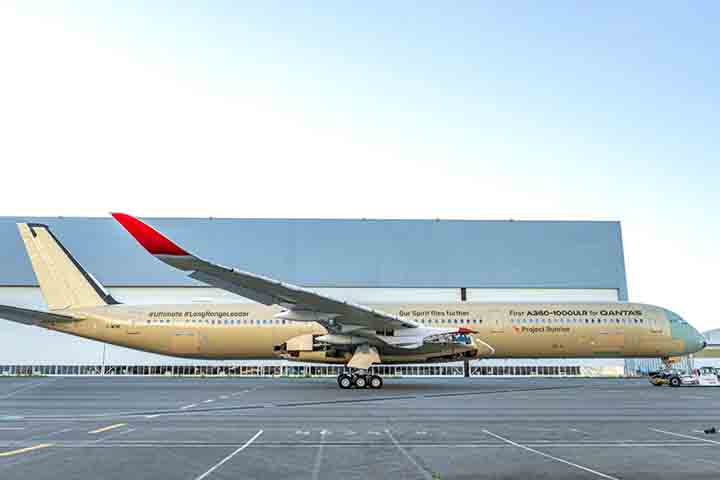 Eles apresentaram o A350-1000ULR, versão capaz de permanecer no ar por até 22 horas contínuas.