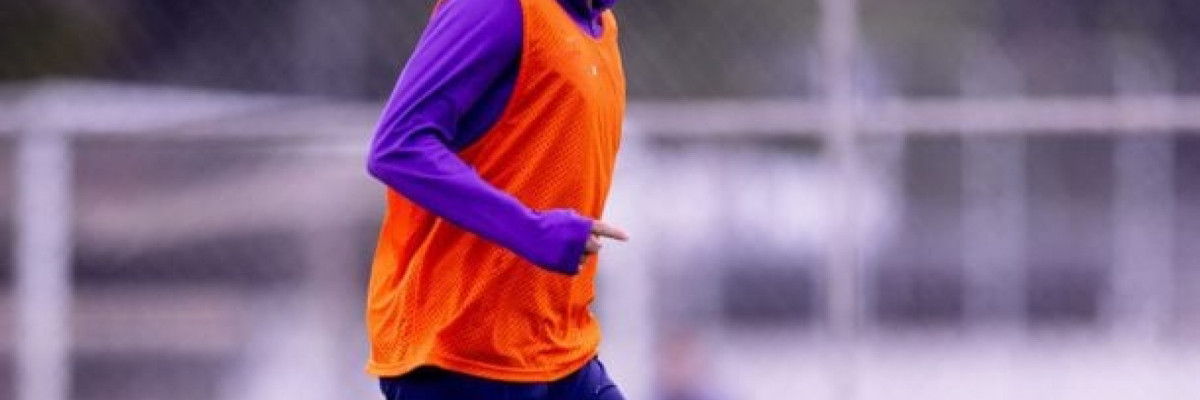 Lateral diz que Timão precisa esquecer campanha ruim no Brasileiro e retomar espírito copeiro contra o Cruzeiro