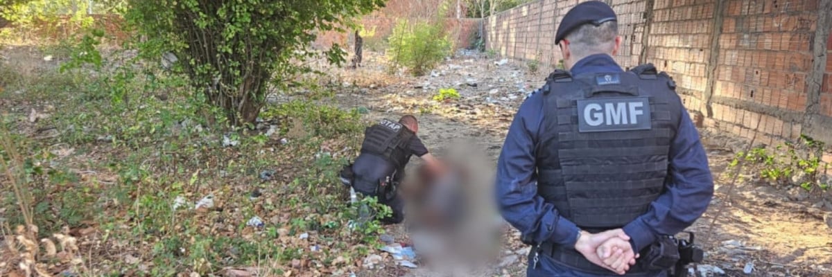 Homem foi socorrido por guardas municipais e levado para o IJF