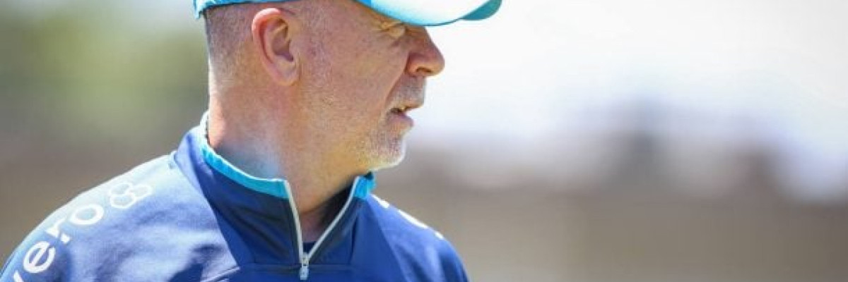 Técnico recebeu comunicado do desligamento nesta terça-feira e publicou nas redes sociais um texto de despedida do Imortal