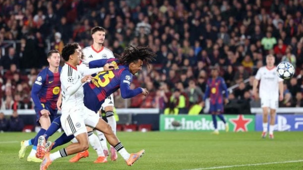 Koundé decide com dois gols de cabeça, Barça chega a 10 pontos e mantém vivo o sonho de avançar direto às oitavas de final