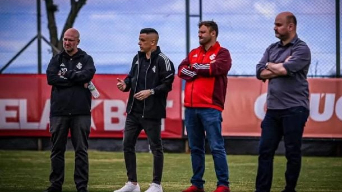 Em nota, clube gaúcho não esclarece por qual transferência entrou na lista, limitando-se a informar que já houve a quitação da dívida