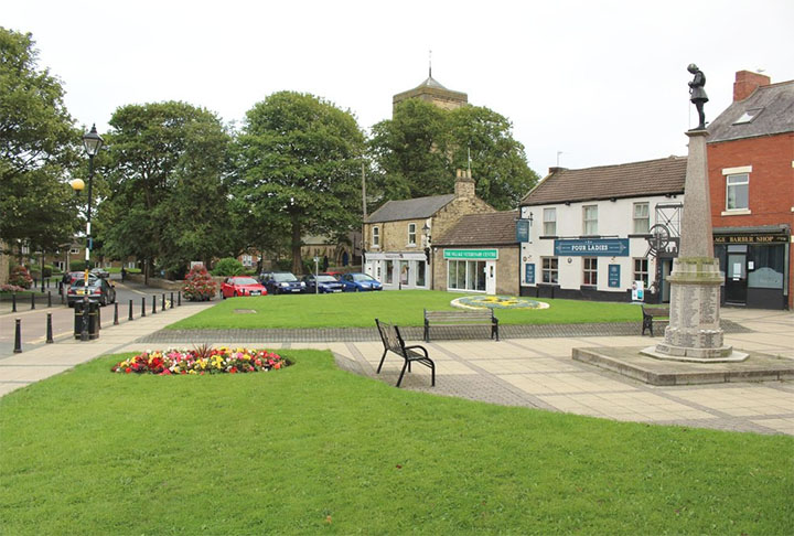 A funerária é sediada em Cramlington, cidade de 30 mil habitantes a apenas 10 km de Newcastle. 