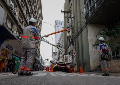 ￼ENEL diz que algumas das obras demoram porque dependem de licenças 
