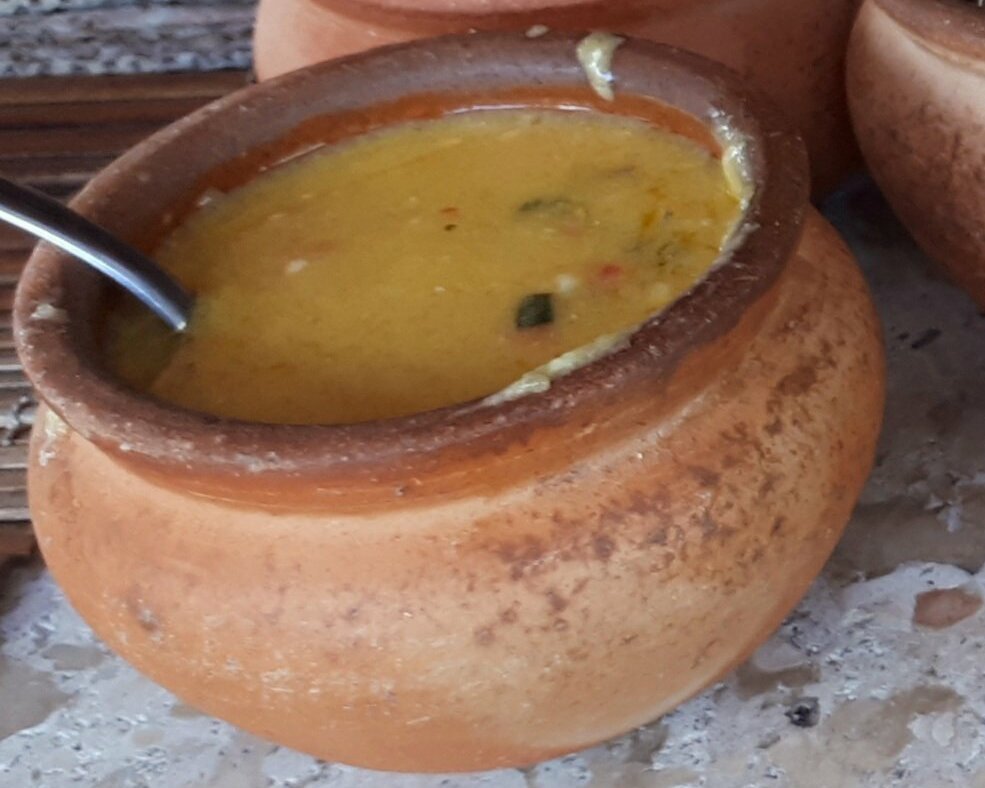 O pirão, prato brasileiro, entrou em 8º lugar no ranking dos 10 melhores caldos do mundo, segundo o Taste Atlas, especializado em gastronomia. O portal se refere a 'mingau', mas, no Brasil, o termo é mais voltado para a iguaria feita de leite e farinhas. Por isso, adotamos 'caldos' para o levantamento das comidas salgadas. 