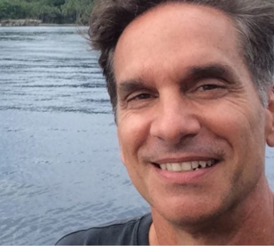 O ator Victor Fasano e sua empresa 