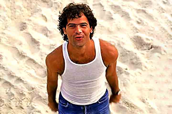 Cazuza começou a escrever letras e poemas por volta de 1965, criações que mostrava à avó materna, Alice. Graças ao ambiente profissional do pai, ele cresceu acompanhando nomes como Caetano Veloso, Elis Regina, Gal Costa, Gilberto Gil e João Gilberto.