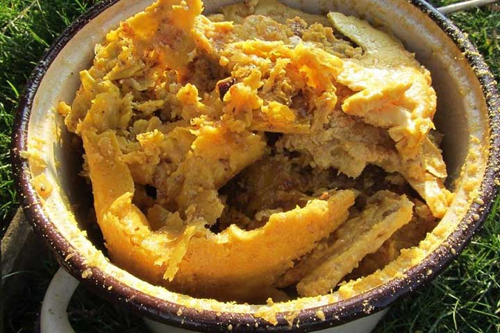 A cera de abelha é um dos produtos naturais mais antigos e versáteis utilizados pelo ser humano. 
