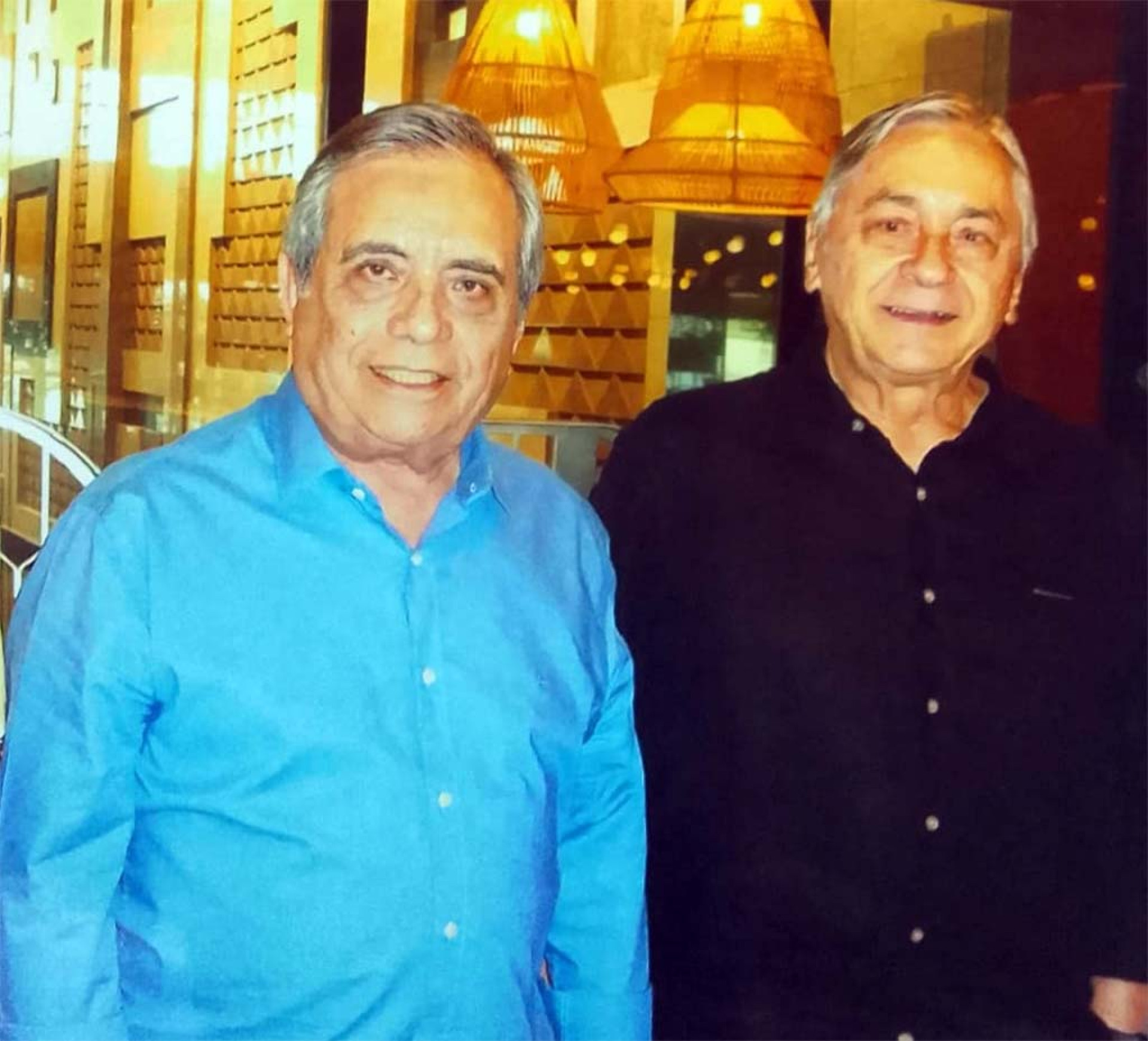 Ex-presidente da Academia de Engenharia, Flávio Barreto, e seu sucessor Fernando Ribeiro de Melo Nunes, no tocante encontro do Gran Marquise
 (Foto: acervo pessoal)