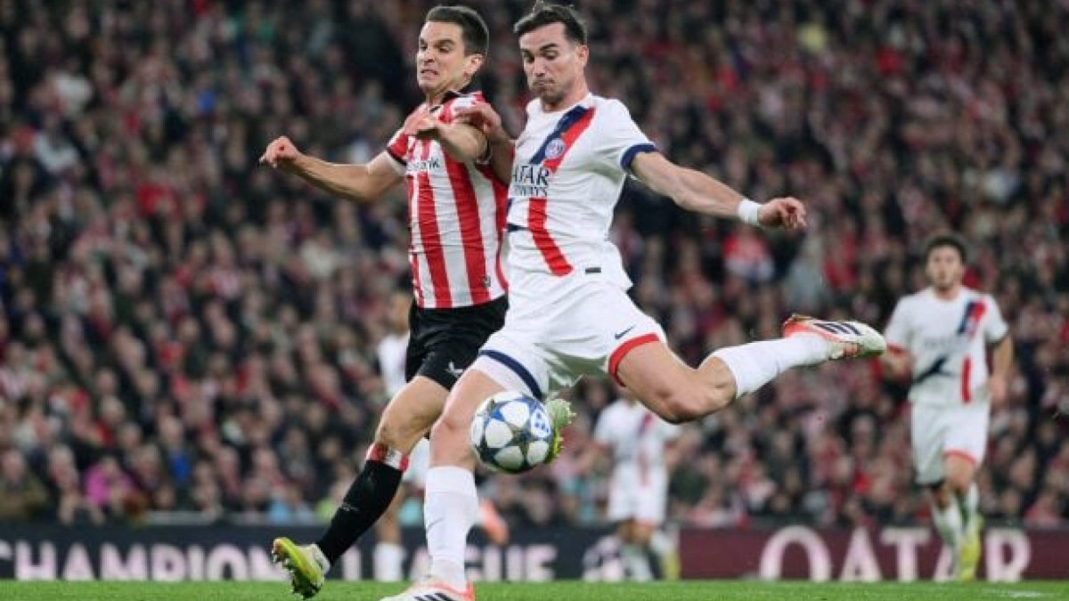 Equipe de Paris acumulou algumas boas oportunidades, mas não superou a trave e, principalmente, o goleiro Unai Simón 