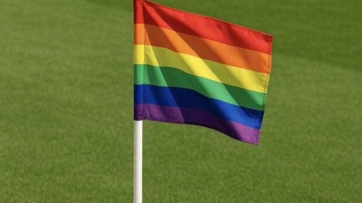 Seleções vão se enfrentar na fase de grupos do Mundial. Plano da Fifa antes da definição dos grupos era para chamar jogo de “Pride Gaming”