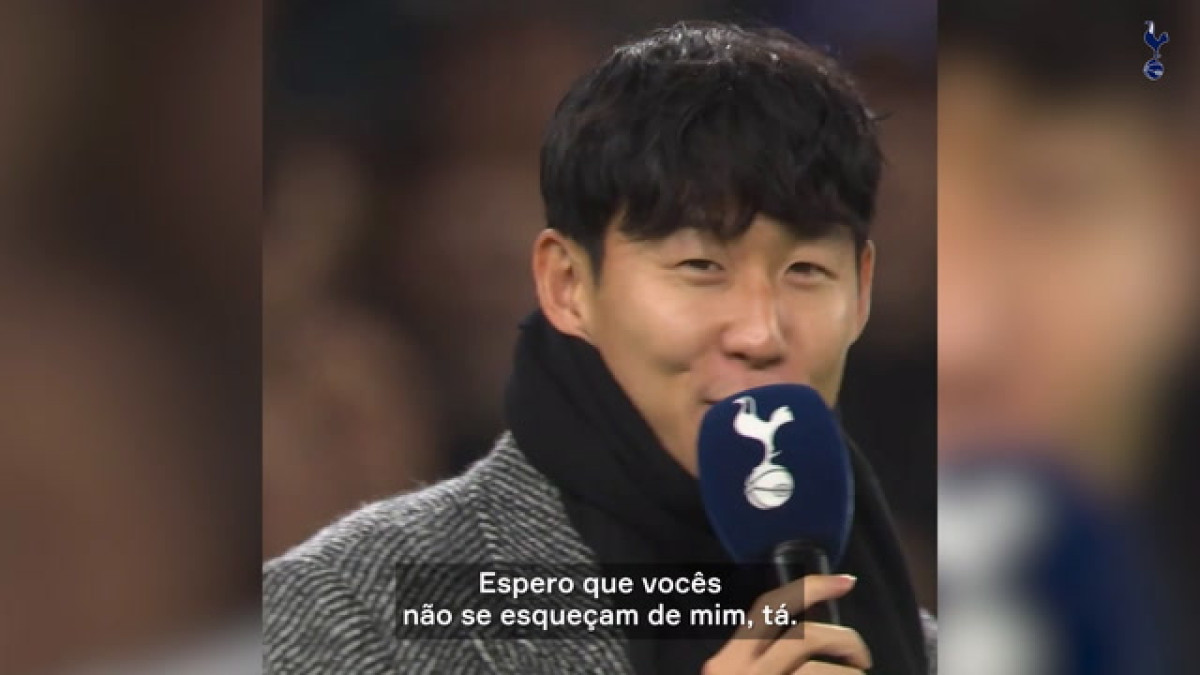 Son discursa para torcedores do Tottenham em Londres