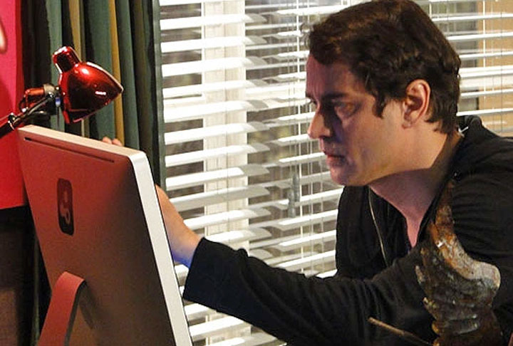 Em “Passione”, novela em que interpretou Gerson, o personagem esteve no centro de um mistério apresentado ao público, com foco na identidade e na natureza do segredo que mantinha oculto ao longo da trama.
