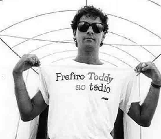 No segundo semestre de 1986, ele gravou o segundo álbum, pela PolyGram (hoje Universal Music Group). Entre as faixas estão temas românticos como Só se For a Dois, O Nosso Amor a Gente Inventa, Solidão Que Nada e Ritual.