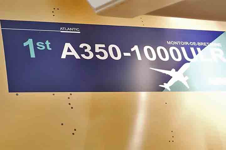 A companhia utilizará versões modificadas do Airbus A350-1000, equipados com tanques adicionais capazes de garantir autonomia para rotas próximas dos 17 mil quilômetros.