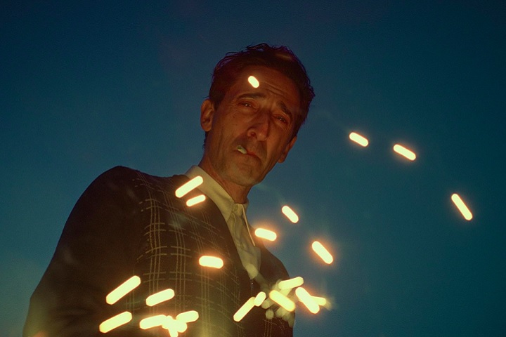 Em março, Brody conquistou o Oscar de Melhor Ator em 2025 por sua atuação em O Brutalista, o seu segundo triunfo na carreira, e firmou um recorde histórico pelo discurso mais longo da premiação.

