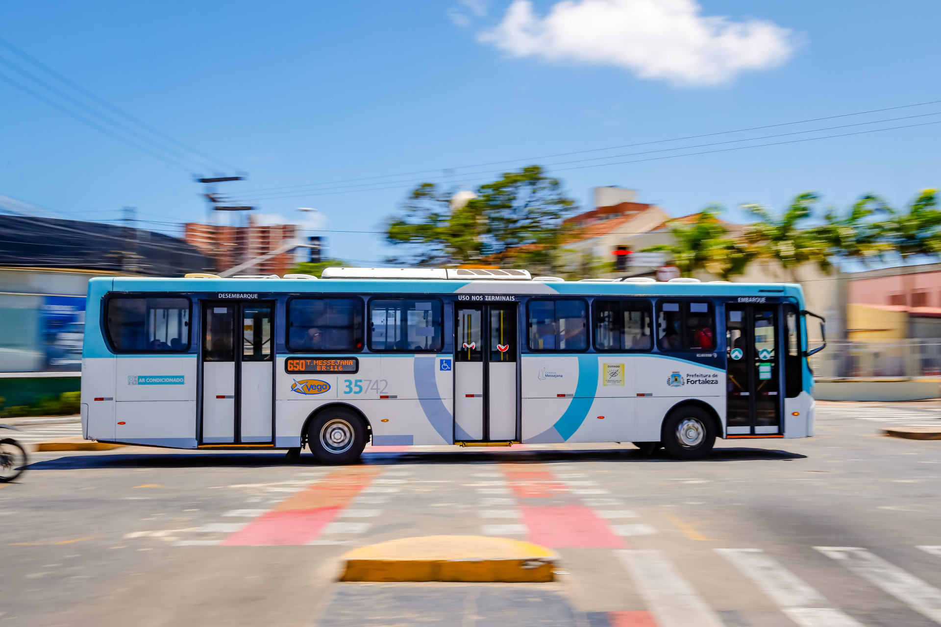 Prefeito Evandro Leit&atilde;o informou que ainda ir&aacute; dialogar com empres&aacute;rios sobre repasses de subs&iacute;dio da Prefeitura para manuten&ccedil;&atilde;o do transporte p&uacute;blico (Foto: AUR&Eacute;LIO ALVES)