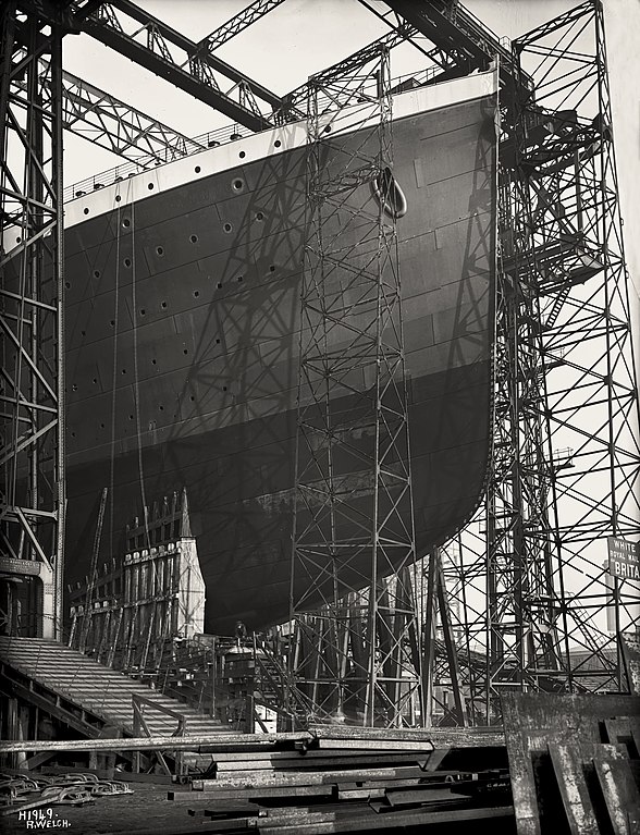 Embora não tenha recebido a mesma atenção histórica que seu navio irmão, o Britannic continua sendo um símbolo da engenharia marítima e do impacto da guerra na navegação civil.