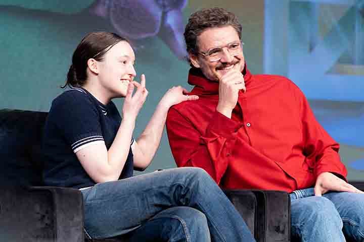 A jovem atriz britânica Bella Ramsey, protagonista da série “The Last of Us” ao lado de Pedro Pascal, apareceu entre os nomes mais buscados do Google em 2025. O Flipar mostra a seguir sua trajetória!
