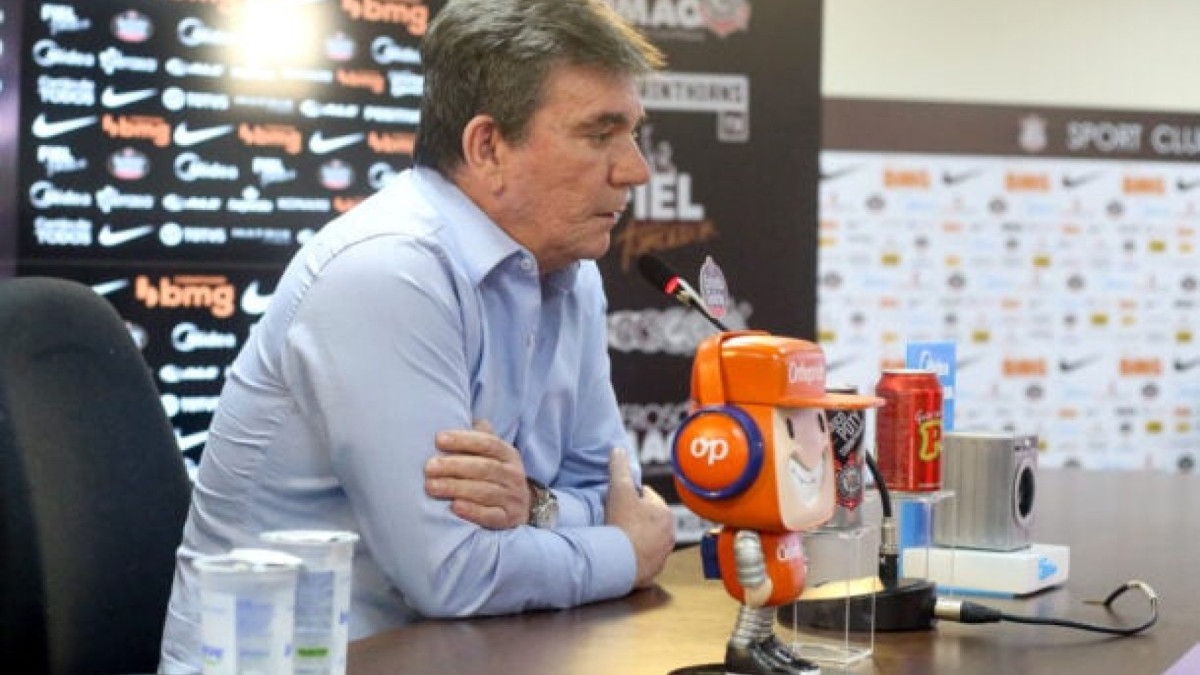 Juíza alegou falta de justa causa em acusações de lavagem de dinheiro e crimes tributários no clube e viu índicios de apropriação indébita