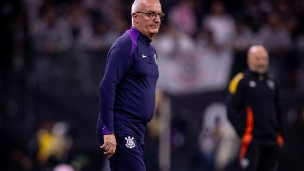 Treinador usou a coletiva após a vitória sobre o Cruzeiro para defender o próprio trabalho