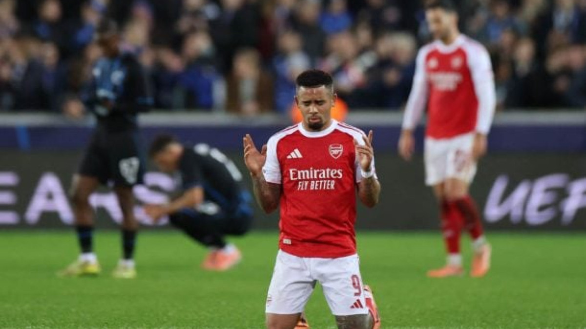 Atacante entra no segundo tempo, tem boa atuação contra o Club Brugge e recebe elogios de Mikel Arteta e da imprensa internacional