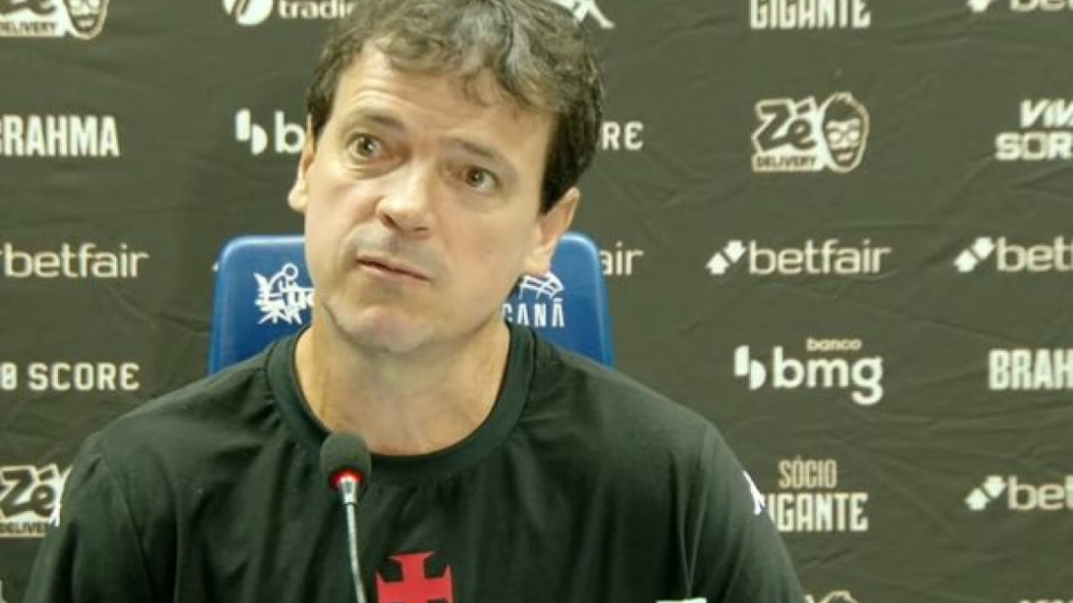 Técnico do Vasco explica ajustes de posicionamento e 